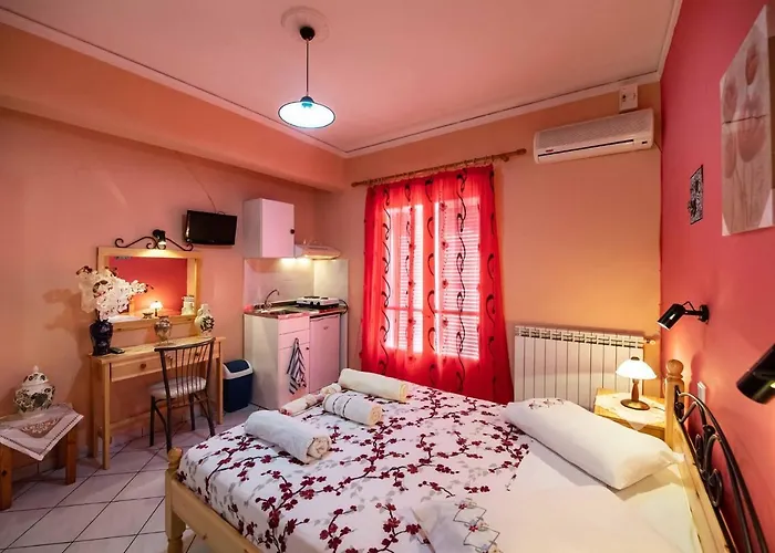 Efthalia Apartments & Studios